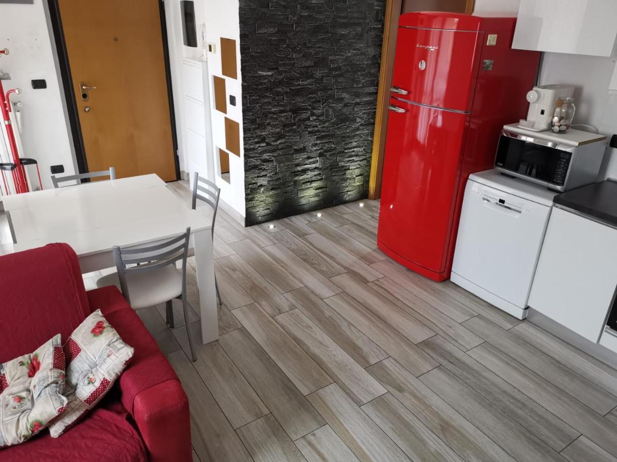 세나고 Bomboniera Milano Zona Rho Fiera - Bilocale 70Mq 아파트 외부 사진
