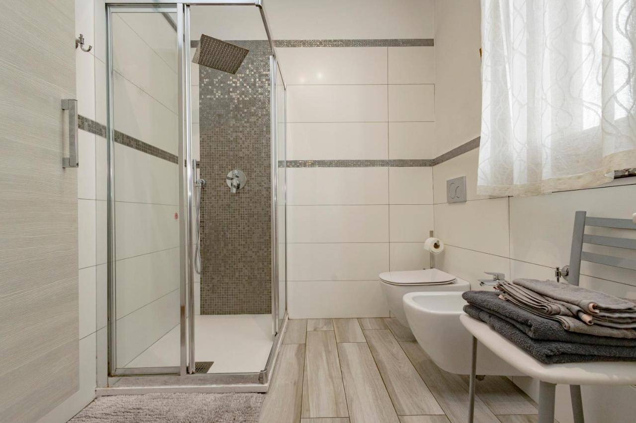 세나고 Bomboniera Milano Zona Rho Fiera - Bilocale 70Mq 아파트 외부 사진
