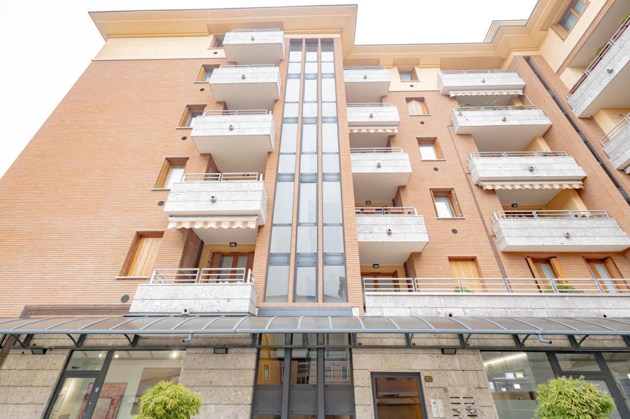 세나고 Bomboniera Milano Zona Rho Fiera - Bilocale 70Mq 아파트 외부 사진