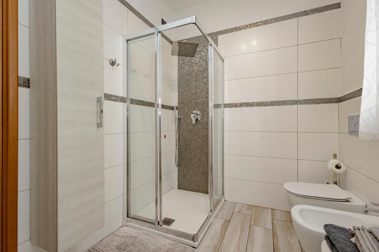 세나고 Bomboniera Milano Zona Rho Fiera - Bilocale 70Mq 아파트 외부 사진